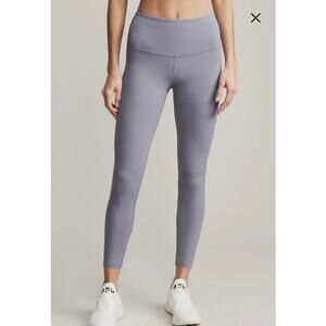 NWOT Women’s Rhone Revive 7/8 Leggings in Grey Silver SZ L